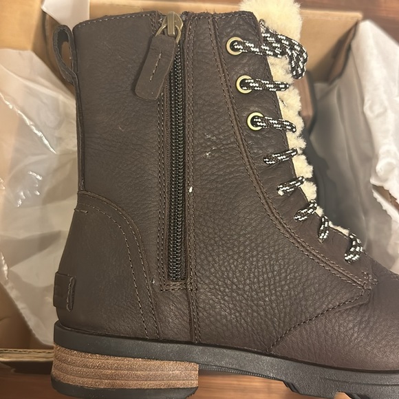 Emelie Genuine Shearling Short Lace-Up Boot - Picture 7 of 7